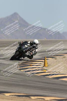 media/Oct-02-2025-Racers Edge (Thu) [[2c91cb6ab3]]/2-A Group/Session 5-Turn 12 (130pm)/